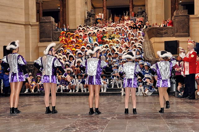 Session2012  117.jpg